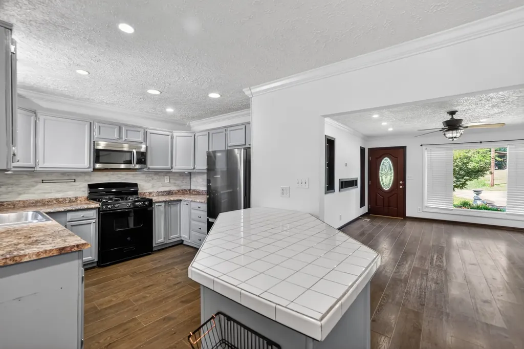 204 Homeward Avenue Winchester TN 37398