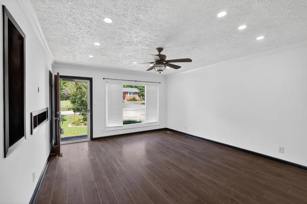 204 Homeward Avenue Winchester TN 37398