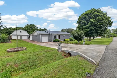 204 Homeward Avenue Winchester TN 37398