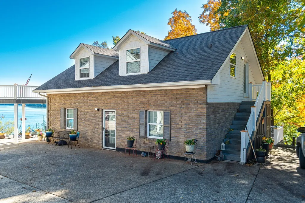 627 Eastbrook Road Estill Springs TN 37330