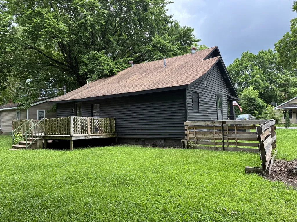417 E 1st Street Trenton TN 38382
