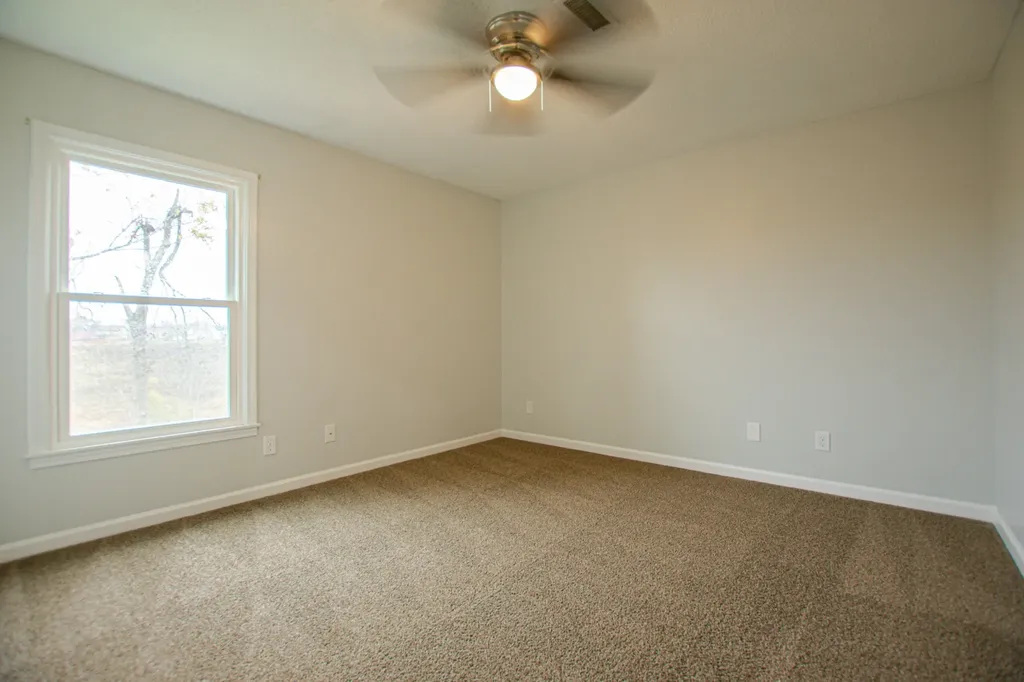 125 Whitehall Drive Clarksville TN 37042