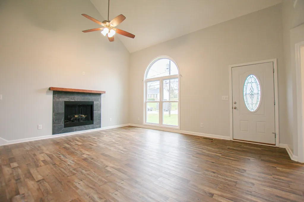 125 Whitehall Drive Clarksville TN 37042