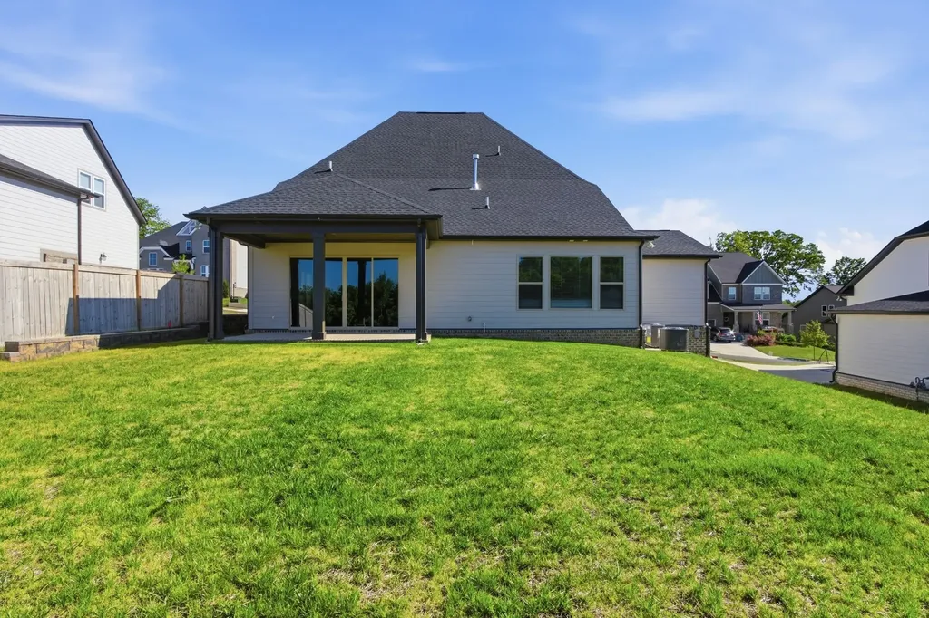202 Phillips Bend Spring Hill TN 37174