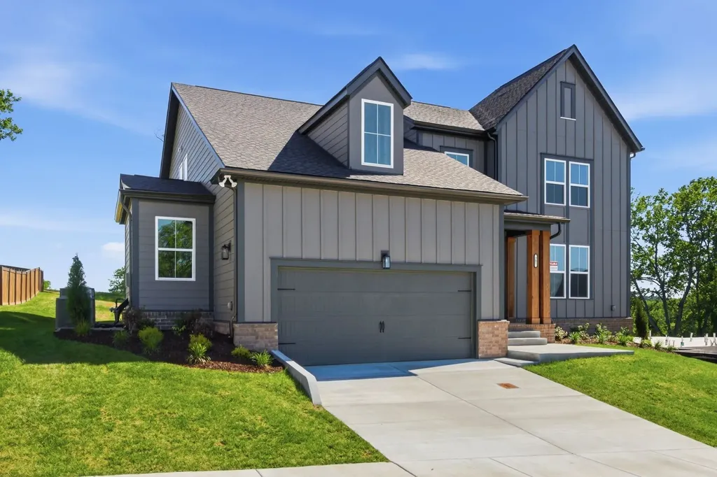 207 Phillips Bend Spring Hill TN 37174