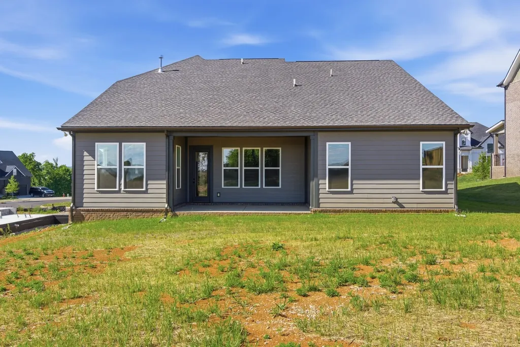 207 Phillips Bend Spring Hill TN 37174