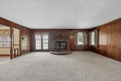 805 Boonshill Petersburg Road Petersburg TN 37144