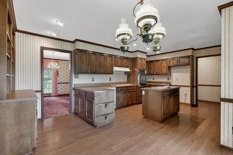 805 Boonshill Petersburg Road Petersburg TN 37144