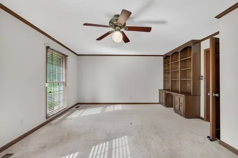 805 Boonshill Petersburg Road Petersburg TN 37144