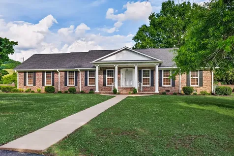 805 Boonshill Petersburg Road Petersburg TN 37144
