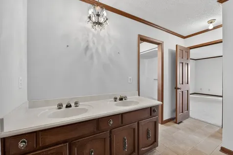 805 Boonshill Petersburg Road Petersburg TN 37144