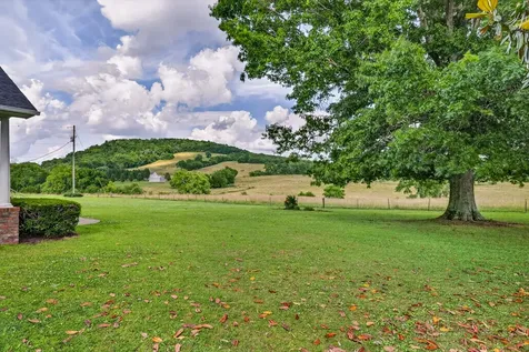 805 Boonshill Petersburg Road Petersburg TN 37144