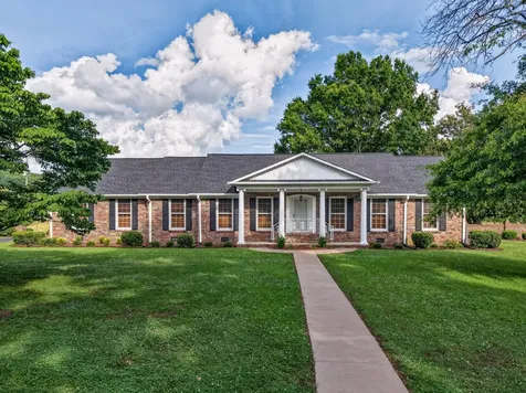 805 Boonshill Petersburg Road Petersburg TN 37144