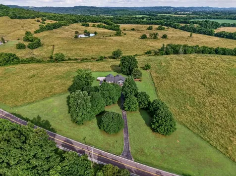 805 Boonshill Petersburg Road Petersburg TN 37144