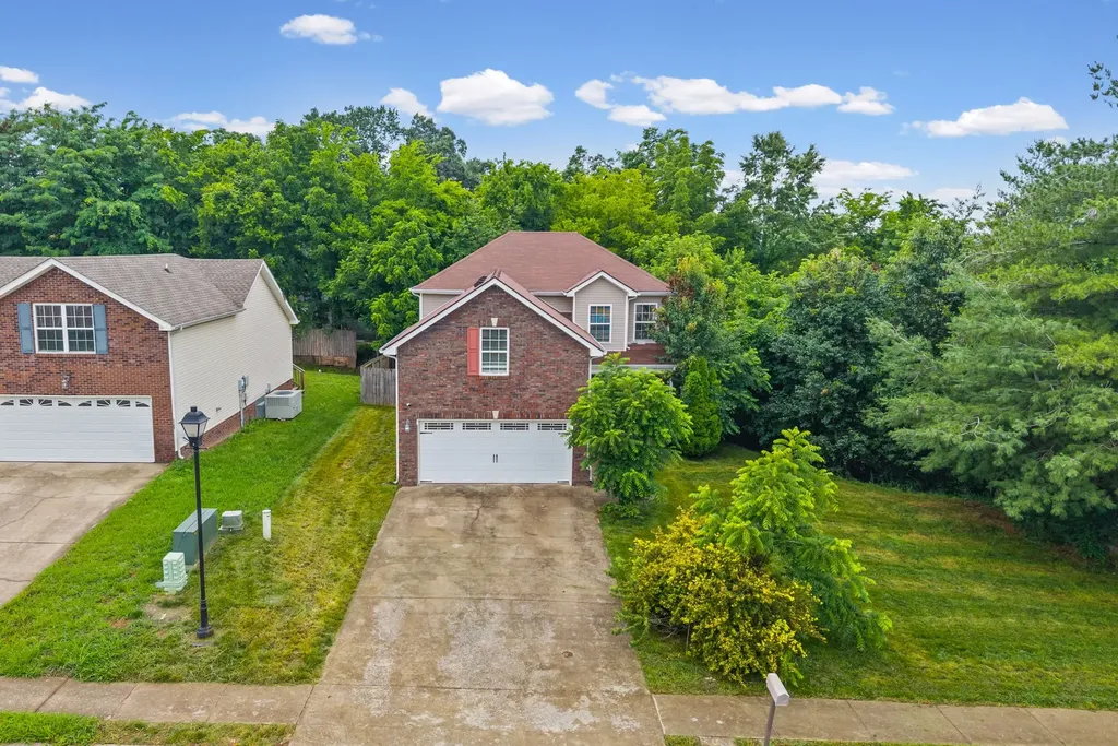 1801 Jackie Lorraine Drive Clarksville TN 37042