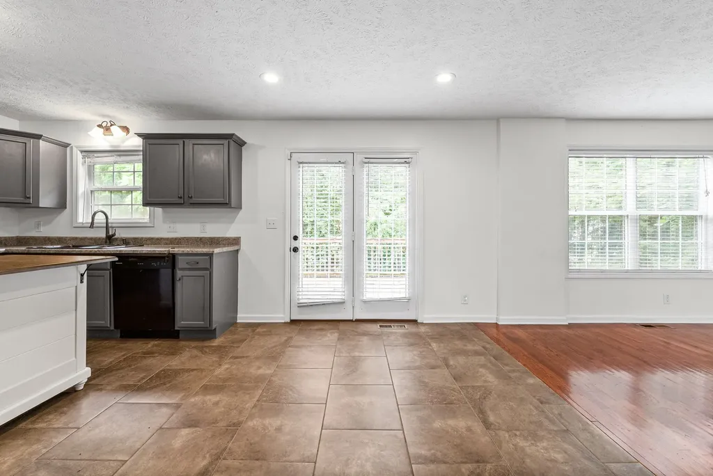 1801 Jackie Lorraine Drive Clarksville TN 37042