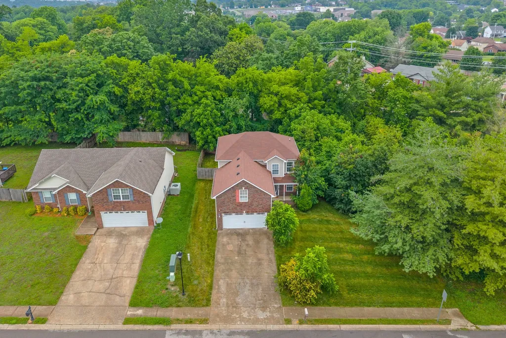 1801 Jackie Lorraine Drive Clarksville TN 37042