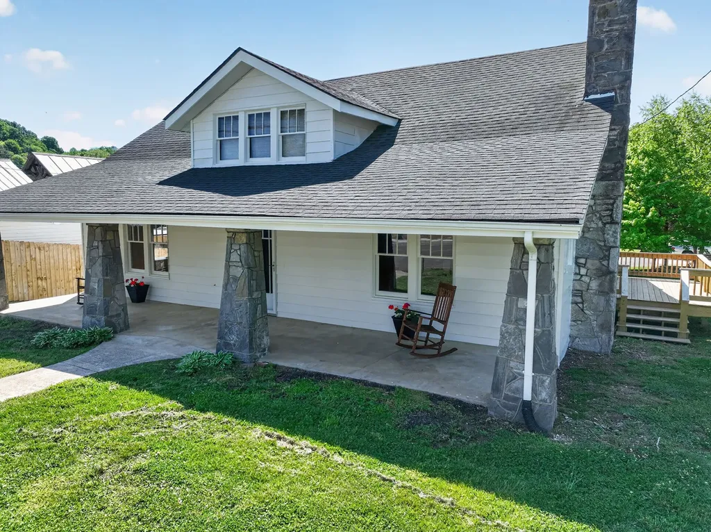 275 Main Street Lynchburg TN 37352