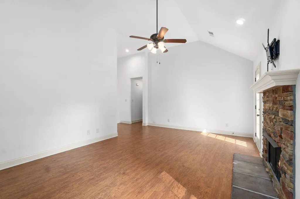 1845 Deerstand Drive Clarksville TN 37042