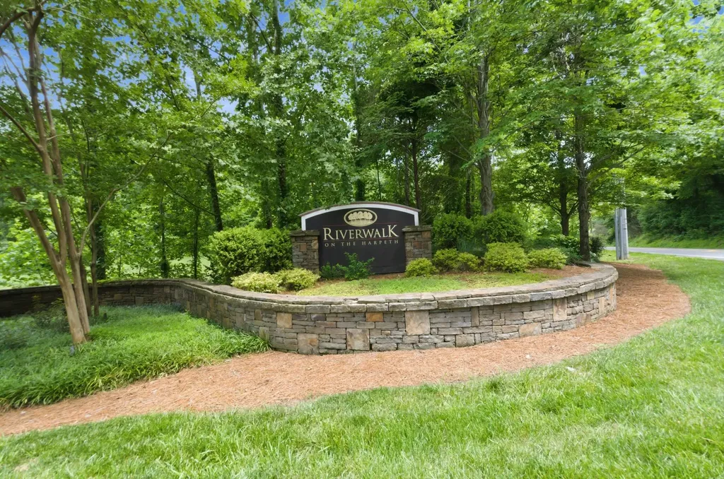 917 Falling Water Court Nashville TN 37221