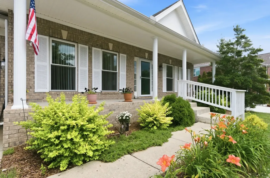 917 Falling Water Court Nashville TN 37221