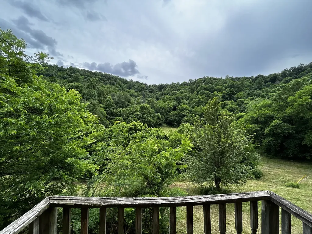 98 Hackett Valley Road Hickman TN 38567