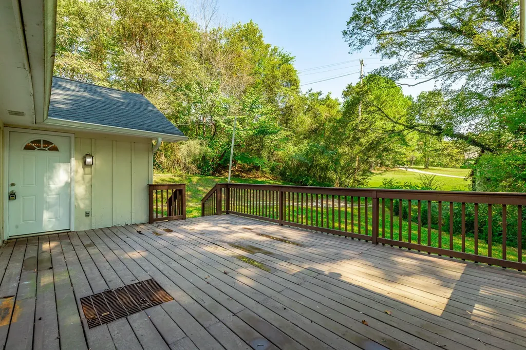 792 Sawmill Trail Chattanooga TN 37415