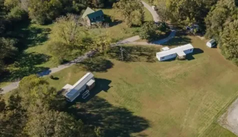 990 Community Road Nunnelly TN 37137