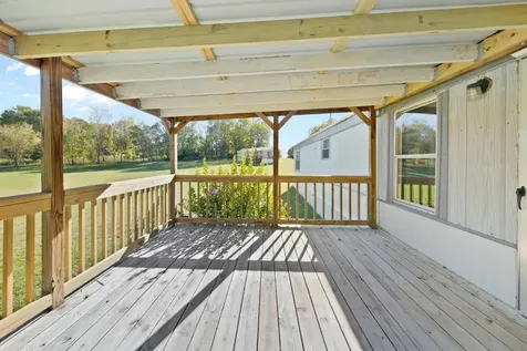 990 Community Road Nunnelly TN 37137