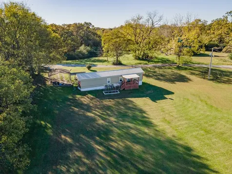 990 Community Road Nunnelly TN 37137