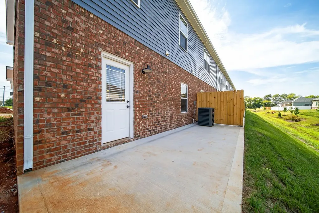 301 Fallow Circle Clarksville TN 37040