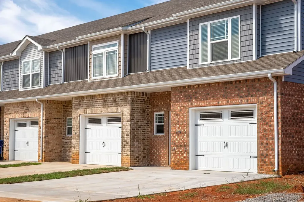 301 Fallow Circle Clarksville TN 37040