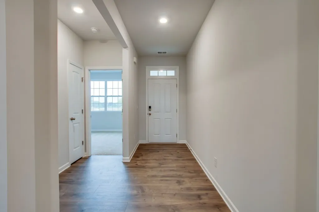 1744 Savannah Pass Lewisburg TN 37091