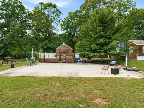 11845 Us 41 Monteagle TN 37356
