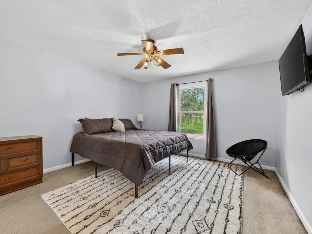 1914 Claymont Drive Clarksville TN 37040