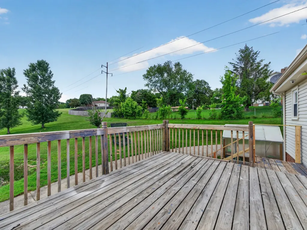 1914 Claymont Drive Clarksville TN 37040