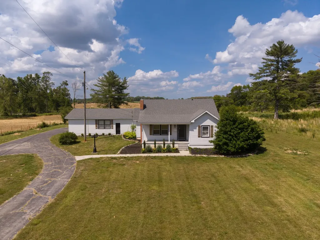 4232 Old Nashville Highway Mcminnville TN 37110