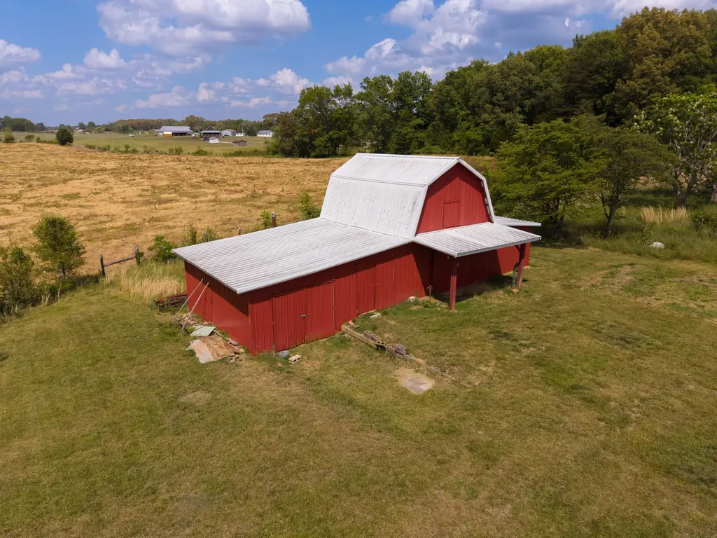 4232 Old Nashville Highway Mcminnville TN 37110
