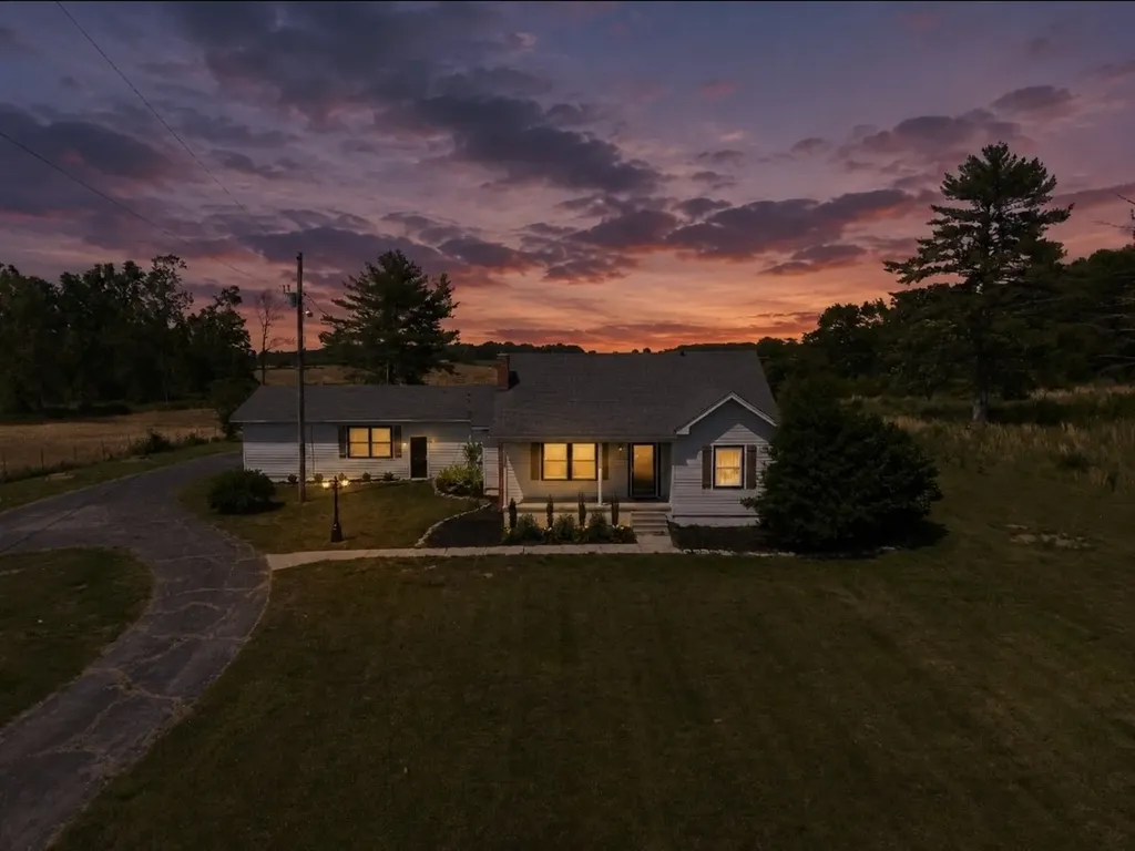 4232 Old Nashville Highway Mcminnville TN 37110