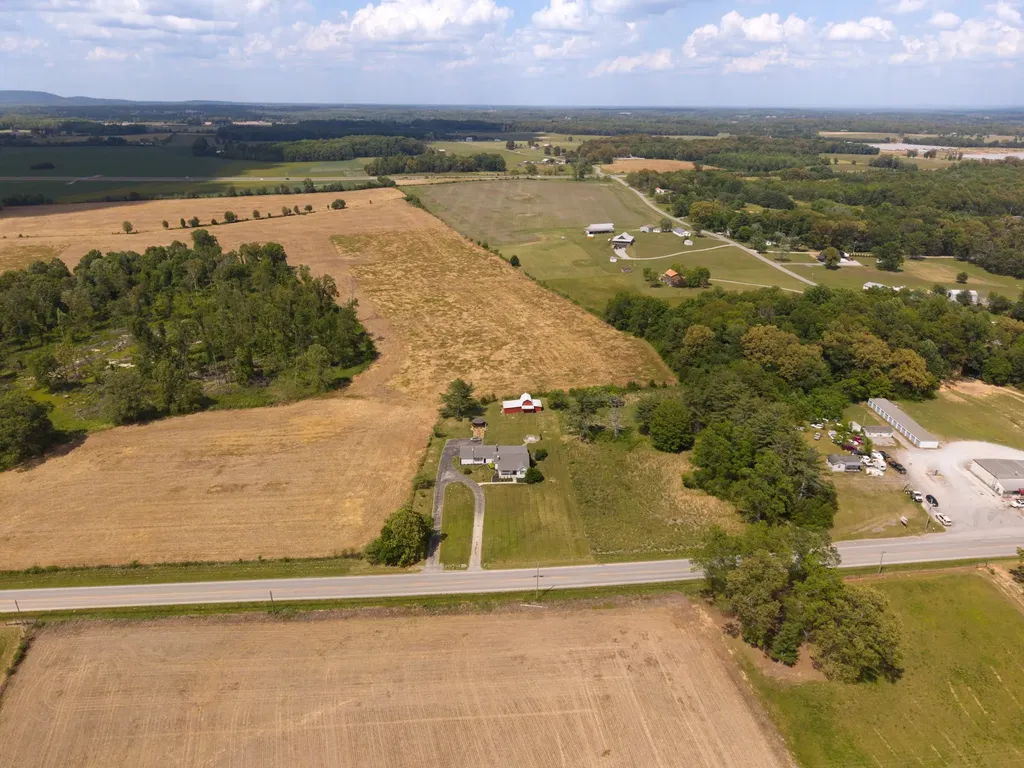 4232 Old Nashville Highway Mcminnville TN 37110
