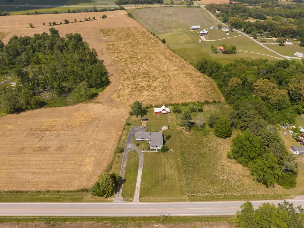 4232 Old Nashville Highway Mcminnville TN 37110