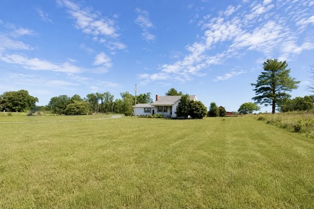 4232 Old Nashville Highway Mcminnville TN 37110