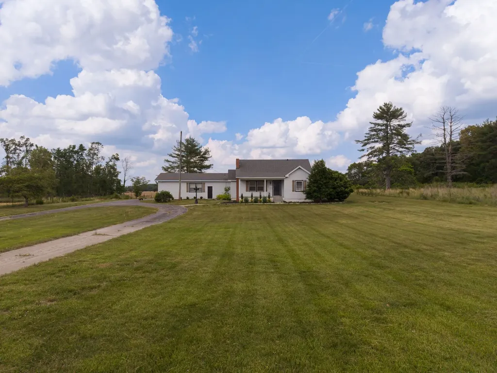 4232 Old Nashville Highway Mcminnville TN 37110