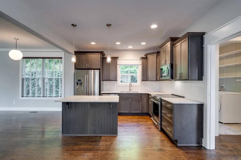 700 Eastland Court Nashville TN 37206