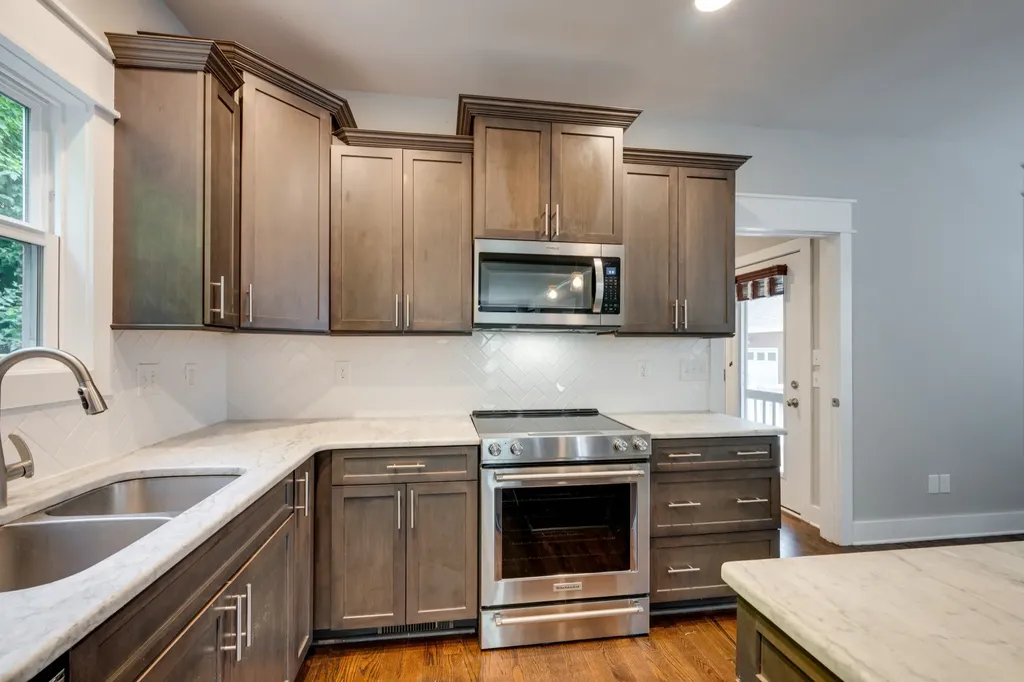 700 Eastland Court Nashville TN 37206