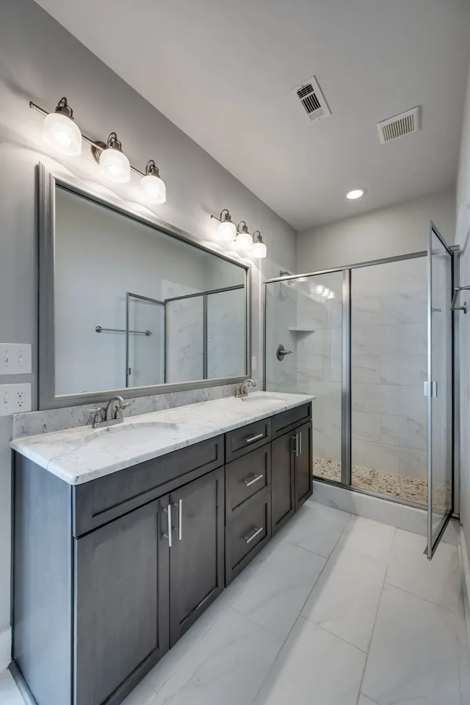 700 Eastland Court Nashville TN 37206