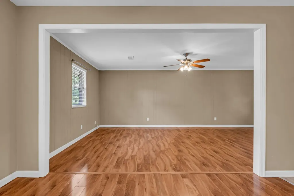 4320 Central Valley Drive Hermitage TN 37076