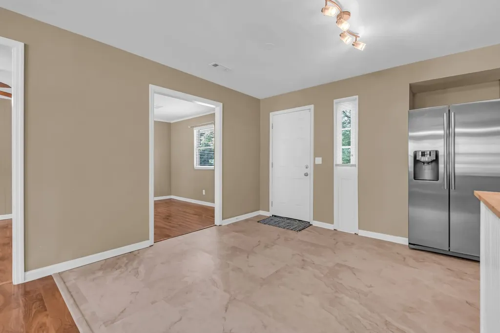 4320 Central Valley Drive Hermitage TN 37076