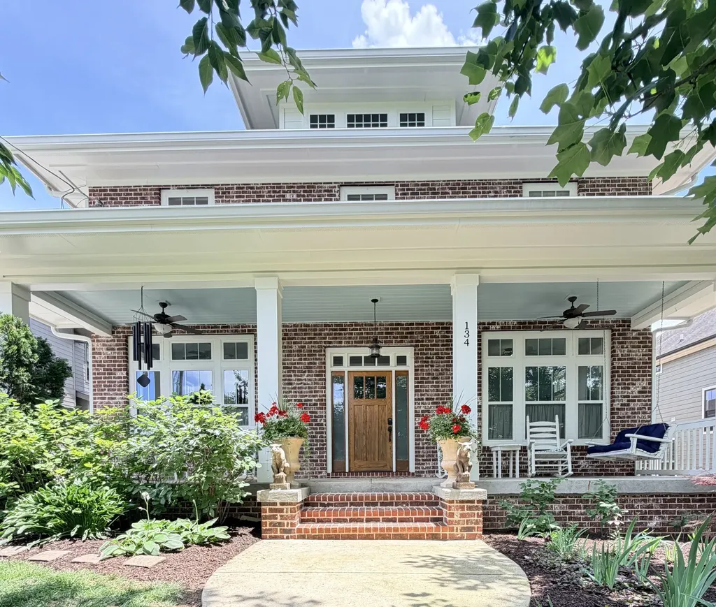 134 51st Ave, N Nashville TN 37209