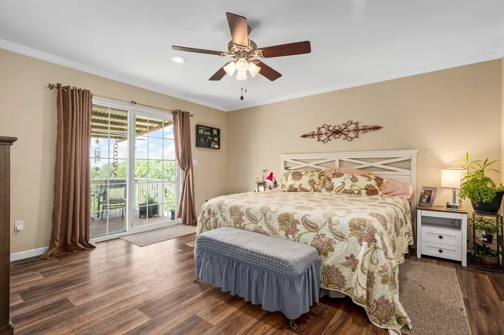 2114 Peach Orchard Road Culleoka TN 38451
